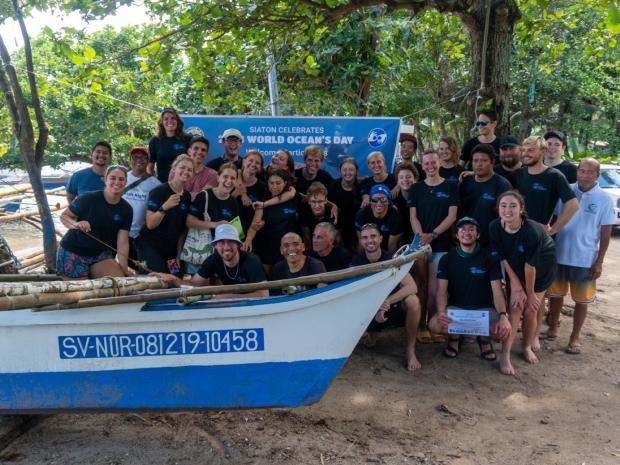 Marine Conservation Philippines - World Ocean Day Team Photo